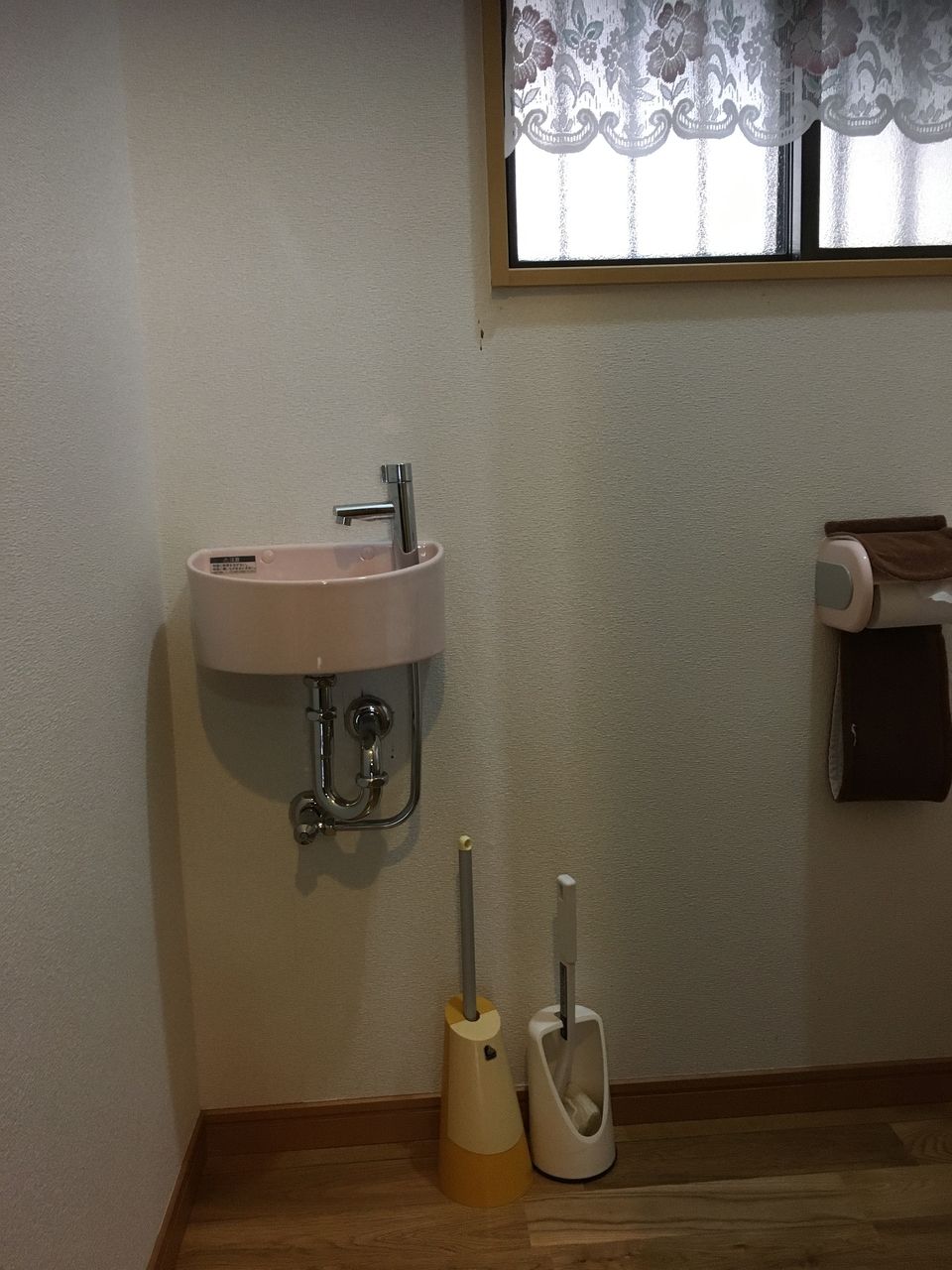 熊本市東区桜木の戸建住宅です。トイレの手洗器