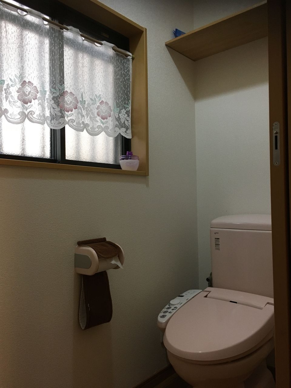 熊本市東区桜木の戸建住宅です。トイレ。